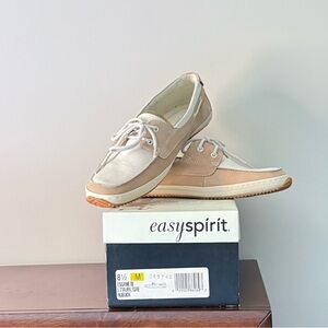 Easy Spirit Esgamete Women’s Cream and Tan Loafers